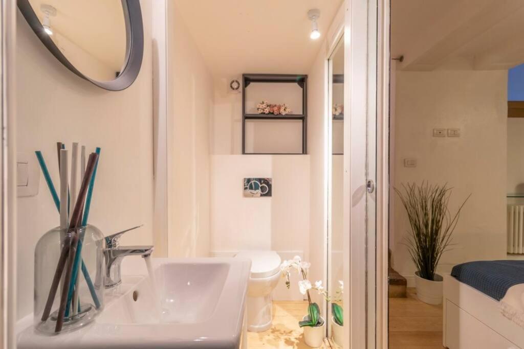 Relstay - Brera - Fascinating 1Br Milan Bagian luar foto